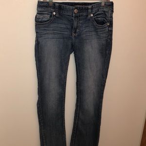 Woman’s express jeans barely boot low Rise size 8